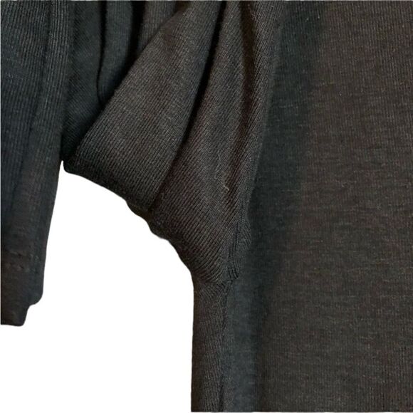 NWT!‎ Active USA black dress long sleeve v neck. - Picture 10 of 11